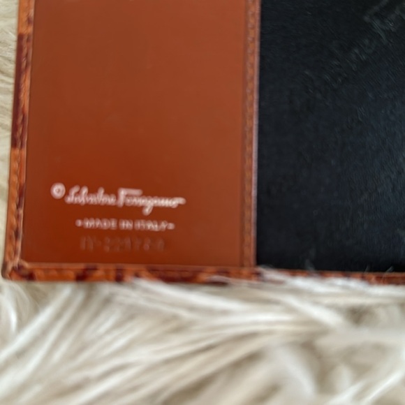 Salvatore Ferragamo wallet - Picture 5 of 5